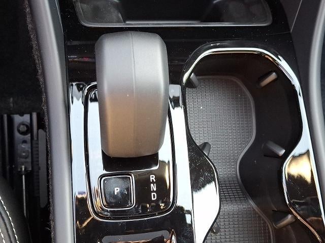 2026 Volvo XC40 B5 AWD Ultra Black Edition