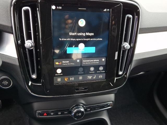 2026 Volvo XC40 B5 AWD Ultra Black Edition