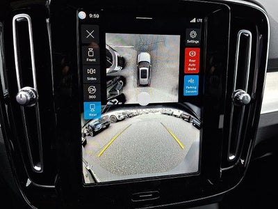 2026 Volvo XC40 B5 AWD Ultra Black Edition