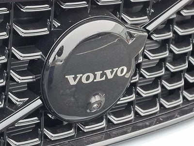 2026 Volvo XC40 B5 AWD Ultra Black Edition