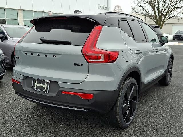 2026 Volvo XC40 B5 AWD Ultra Black Edition