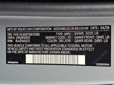2026 Volvo XC40 B5 AWD Ultra Black Edition