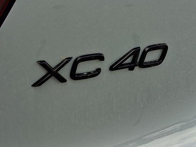 2026 Volvo XC40 B5 AWD Ultra Black Edition