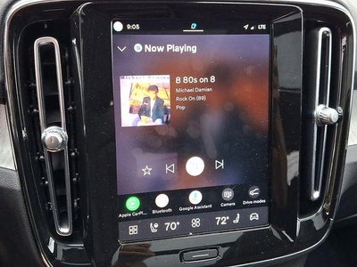 2024 Volvo XC40 B5 AWD Plus Bright Theme