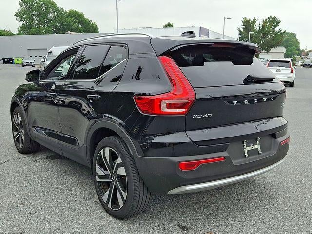 2024 Volvo XC40 B5 AWD Plus Bright Theme