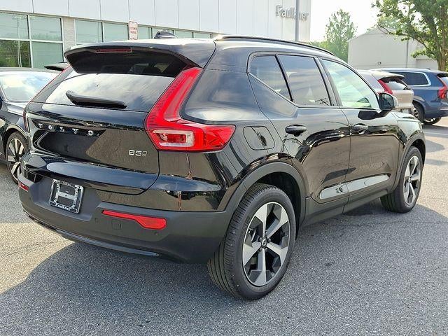 2026 Volvo XC40 B5 AWD Core