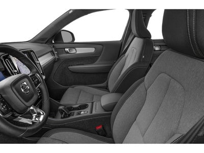 2026 Volvo XC40 B5 AWD Core