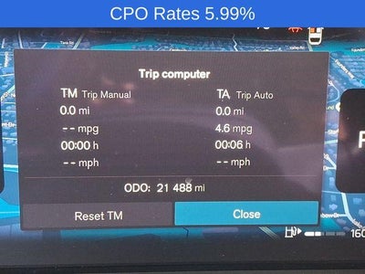 2024 Volvo XC40 B5 AWD Plus Dark Theme