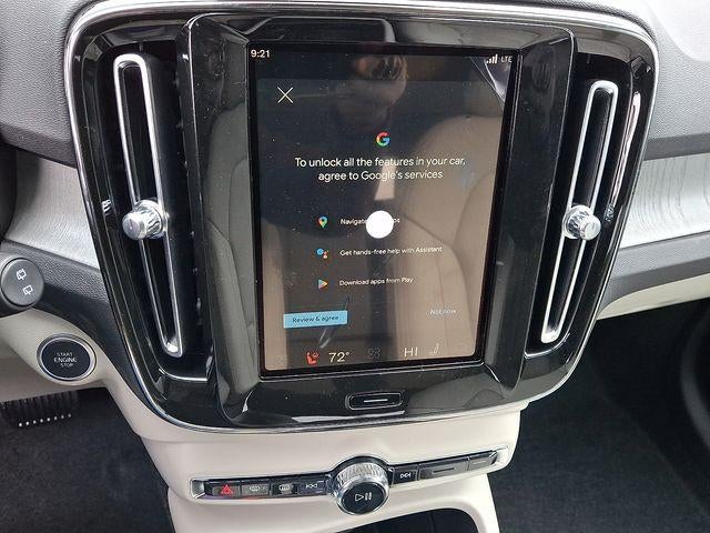 2026 Volvo XC40 B5 AWD Ultra