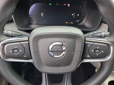 2026 Volvo XC40 B5 AWD Ultra