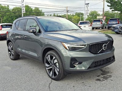 2026 Volvo XC40 B5 AWD Ultra