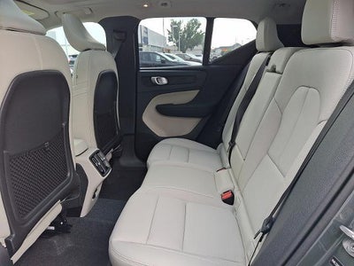 2026 Volvo XC40 B5 AWD Ultra