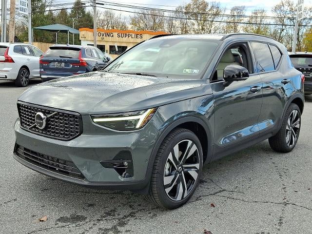 2026 Volvo XC40 B5 AWD Ultra