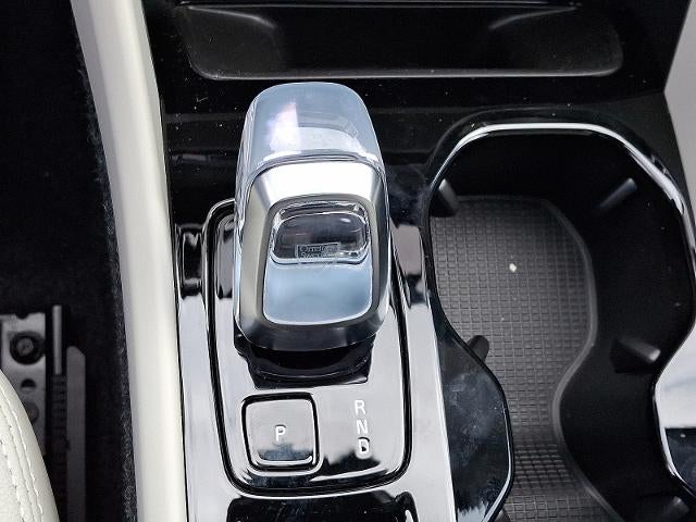 2026 Volvo XC40 B5 AWD Ultra