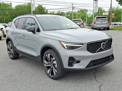 2026 Volvo XC40 B5 AWD Ultra