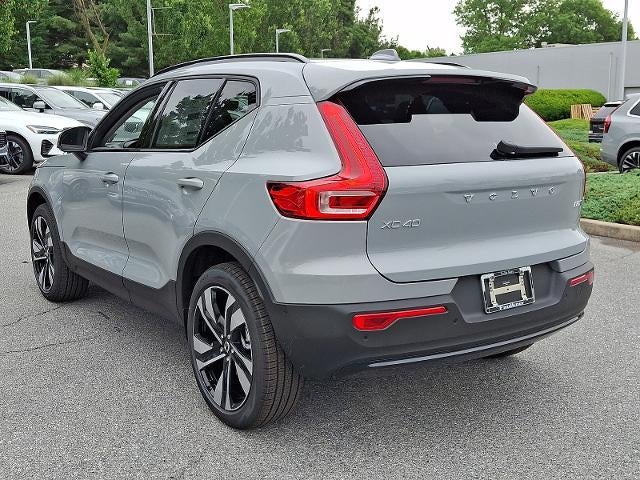 2026 Volvo XC40 B5 AWD Ultra