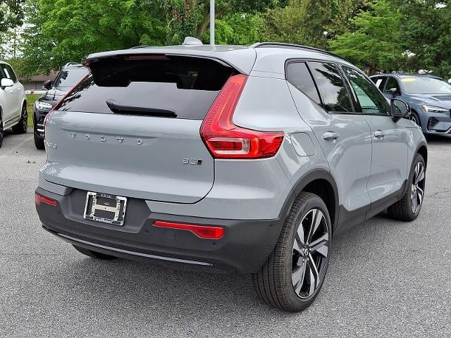 2026 Volvo XC40 B5 AWD Ultra