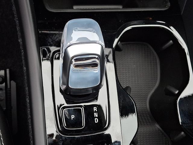 2026 Volvo XC40 B5 AWD Ultra