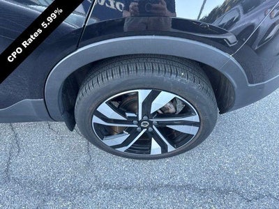 2023 Volvo XC40 B5 AWD Plus Dark Theme