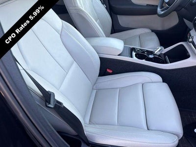 2023 Volvo XC40 B5 AWD Plus Dark Theme