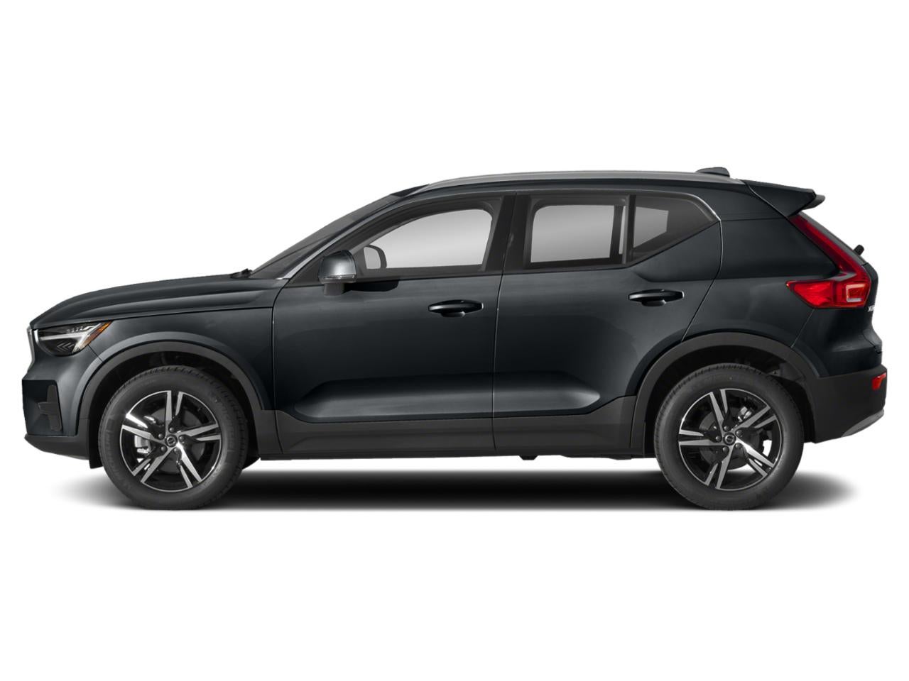 2023 Volvo XC40 B5 AWD Plus Dark Theme