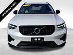 2023 Volvo XC40 B5 AWD Plus Dark Theme