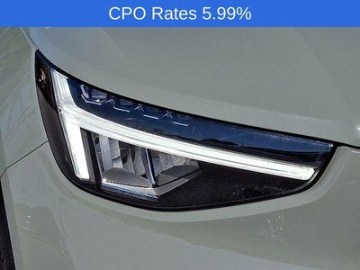 2023 Volvo XC40 B5 AWD Plus Dark Theme
