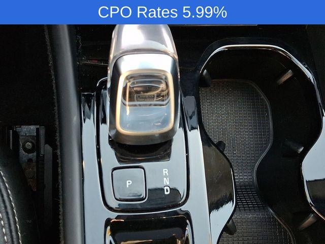 2023 Volvo XC40 B5 AWD Plus Dark Theme