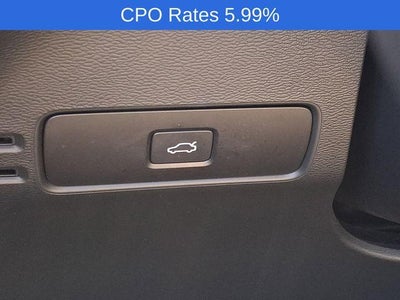 2023 Volvo XC40 B5 AWD Plus Dark Theme