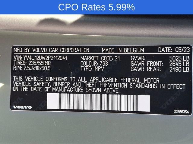 2023 Volvo XC40 B5 AWD Plus Dark Theme