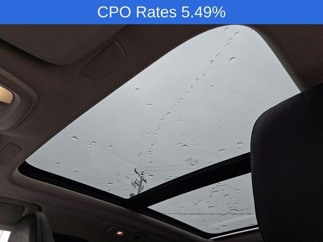 2023 Volvo XC40 B5 AWD Plus Dark Theme