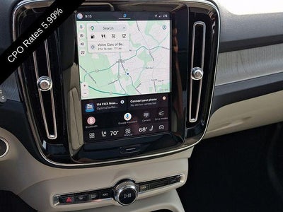 2023 Volvo XC40 B5 AWD Plus Dark Theme