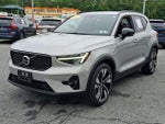 2023 Volvo XC40 B5 AWD Plus Dark Theme