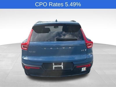 2023 Volvo XC40 B5 AWD Ultimate Dark Theme