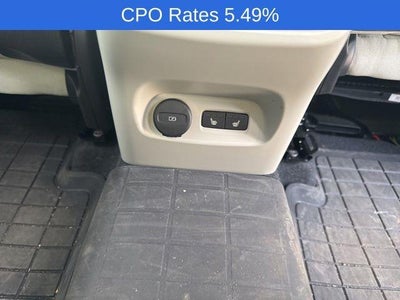 2023 Volvo XC40 B5 AWD Ultimate Dark Theme