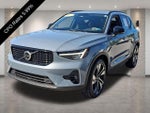 2023 Volvo XC40 B5 AWD Ultimate Dark Theme