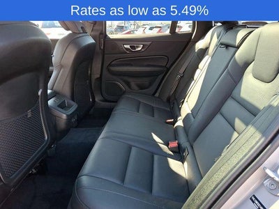 2025 Volvo V60 Cross Country B5 AWD Plus