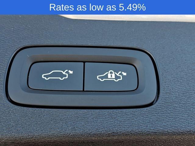 2025 Volvo V60 Cross Country B5 AWD Plus