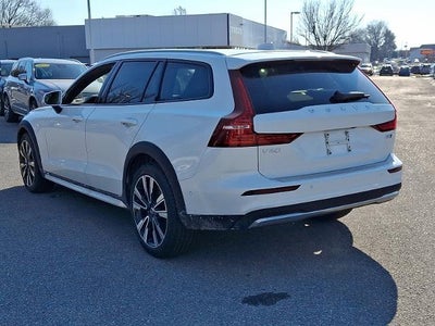 2026 Volvo V60 Cross Country B5 AWD Ultra