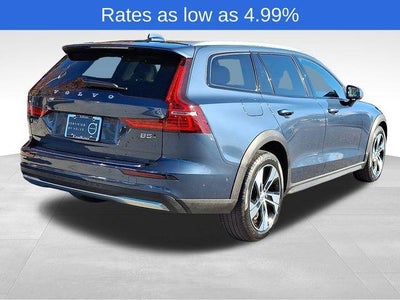 2024 Volvo V60 Cross Country B5 AWD Plus