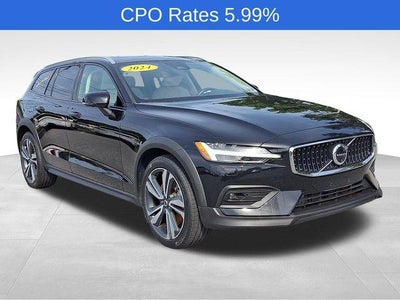 2024 Volvo V60 Cross Country B5 AWD Plus