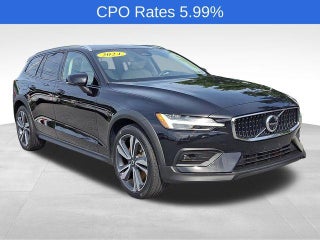 2024 Volvo V60 Cross Country B5 AWD Plus