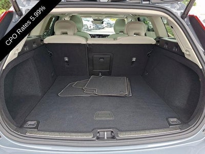 2024 Volvo V60 Cross Country B5 AWD Plus
