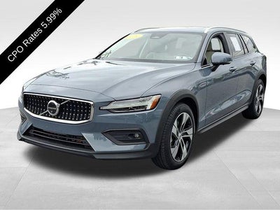 2024 Volvo V60 Cross Country B5 AWD Plus