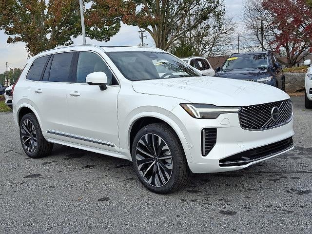 2026 Volvo XC90 B5 AWD Plus 7-Seater