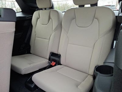 2026 Volvo XC90 B5 AWD Plus 7-Seater