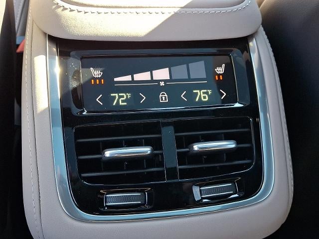 2026 Volvo XC90 B5 AWD Plus 7-Seater