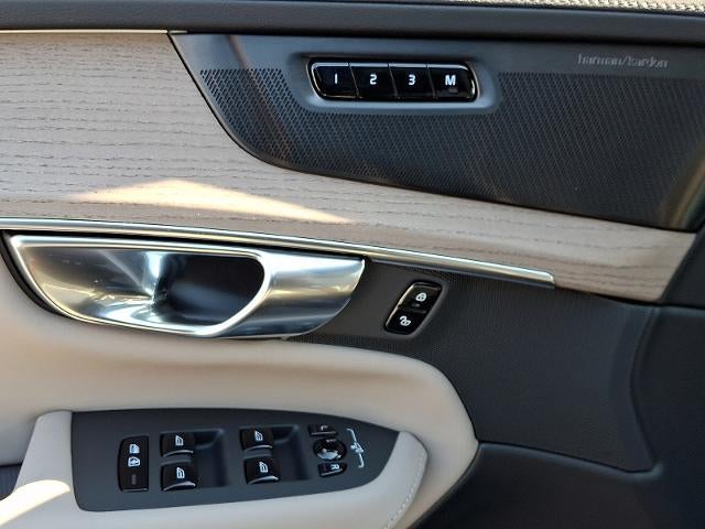 2026 Volvo XC90 B5 AWD Plus 7-Seater