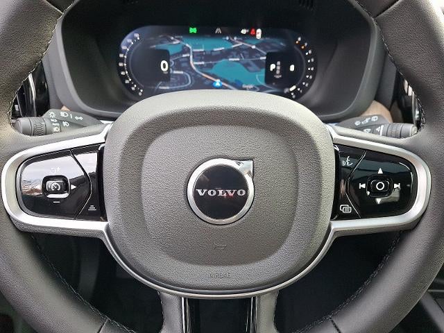2026 Volvo XC60 B5 AWD Plus