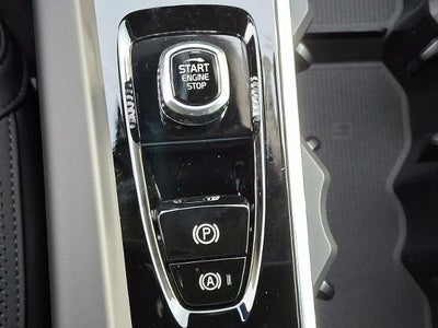 2026 Volvo XC60 B5 AWD Plus